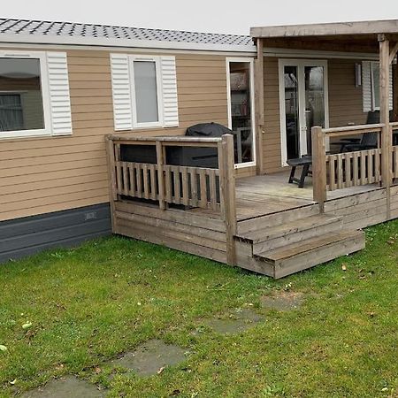 Gezellig Chalet In Het Mooie Zeeland - Oostkapelle Bagian luar foto